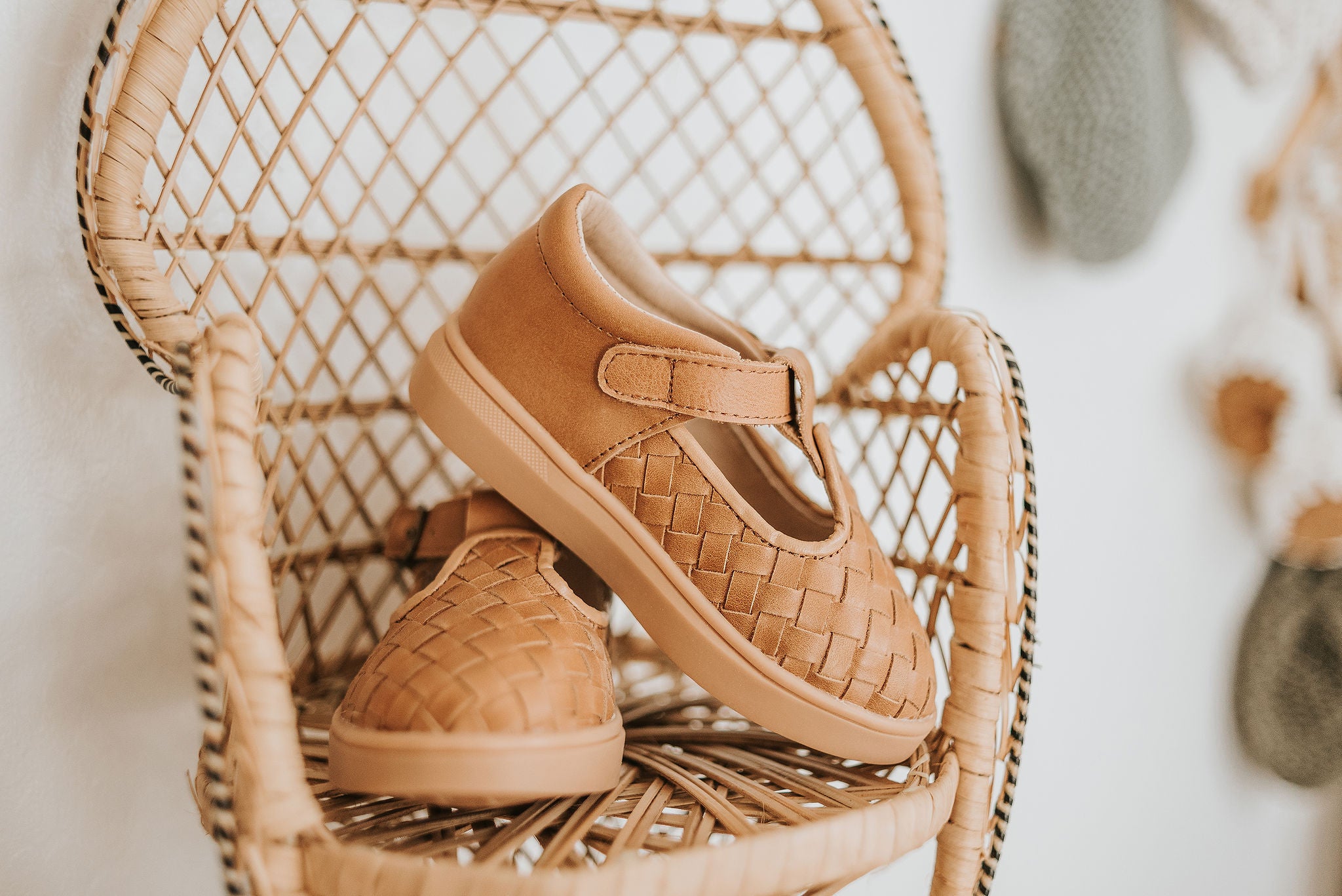 Shoes to help baby walk straight hot sale